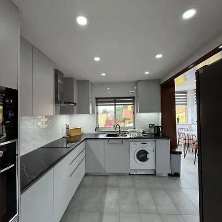 200m - Train Station Barrinha House & Pool Vakantiehuis Esmoriz