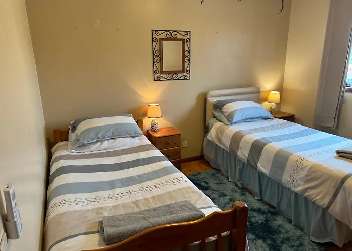 بيت للعطل 200m - Train Station Barrinha House & Pool إسموريز