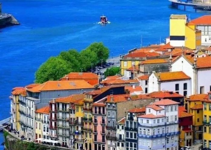 200m - Train Station Barrinha House & Pool إسموريز