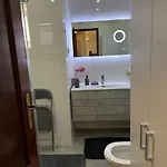200m - Train Station Barrinha House & Pool *